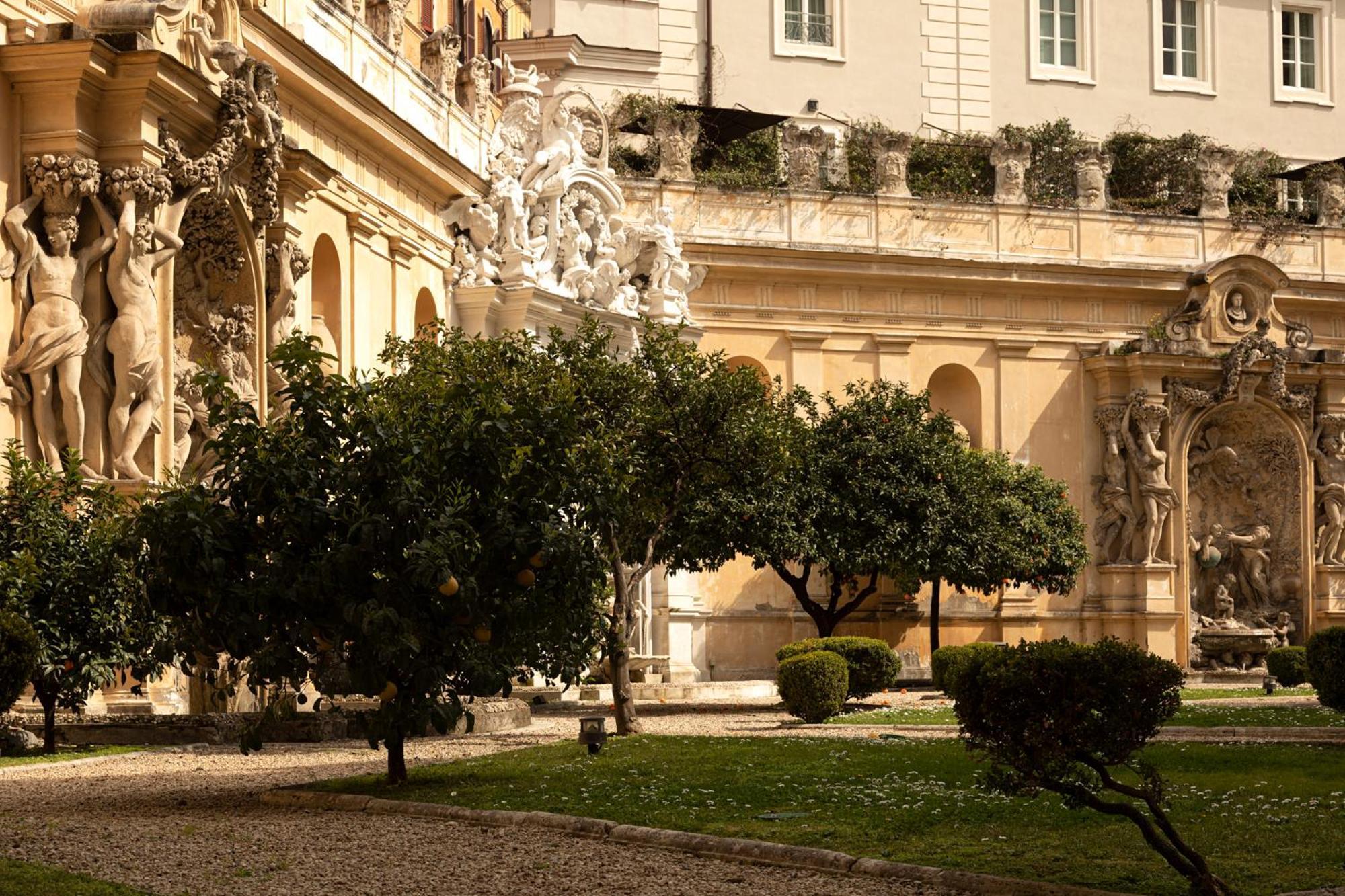 Hotel Vilon - Small Luxury Hotels Of The World Рим Экстерьер фото